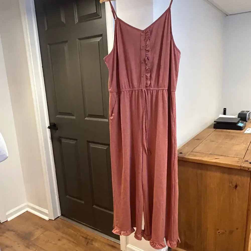 HAYDEN LOS ANGELES 1XL Jumpsuit Wide Leg Spaghetti Strap Stretch Waist Comfort - Picture 1 of 11